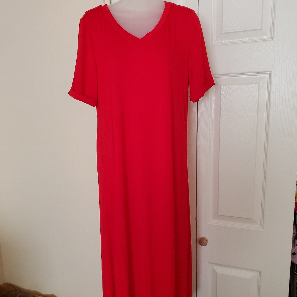 West Kei Knit Midi Dress

Red size M